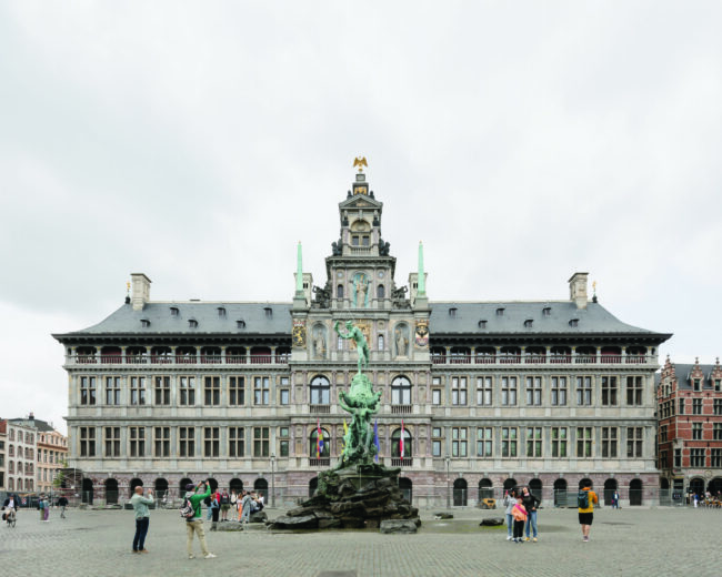 Stadhuis Antwerpen ( Foto : Stijn Bollaert )